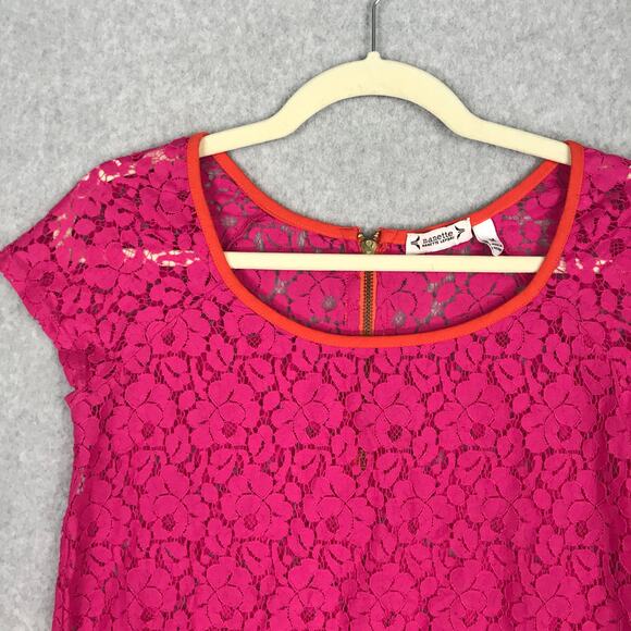 Nanette Lepore Top Womens Medium Pink Floral Lace Scalloped Feminine Sheer Twee‎ - Picture 2 of 10